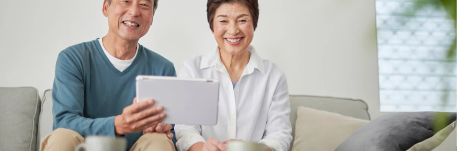 【新サービス開始】AIでも、一方通行でもない。あなた専用の「話し相手」と「朝の習慣」が、スマホの中に。「共笑®コネクト」始動。